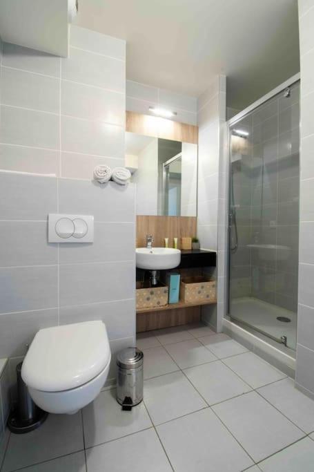 Apartament Le Tony Garnier Check In H24 Wifi Lyon Zewnętrze zdjęcie